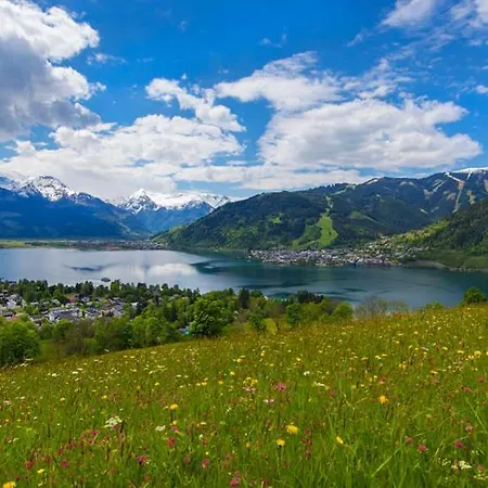 Apartment Dream-ski, In Zell Am See.